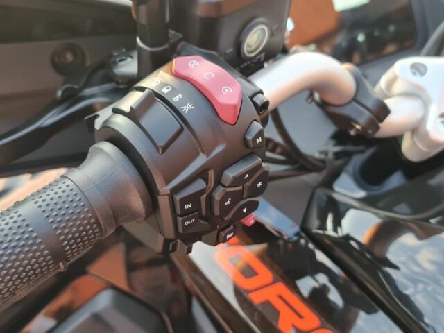 СФ мото CForce 1000 Touring, объемом двигателя 1 л и пробегом 0 тыс. км за 14800 $, фото 4 на Automoto.ua