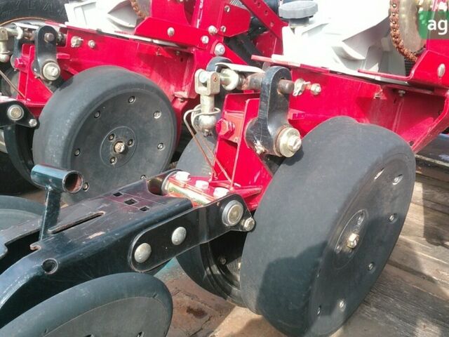 Челленджер 8180, объемом двигателя 0 л и пробегом 0 тыс. км за 29762 $, фото 3 на Automoto.ua