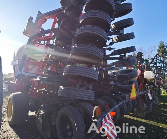 Червоний Челленджер Другая, об'ємом двигуна 0 л та пробігом 0 тис. км за 40103 $, фото 6 на Automoto.ua