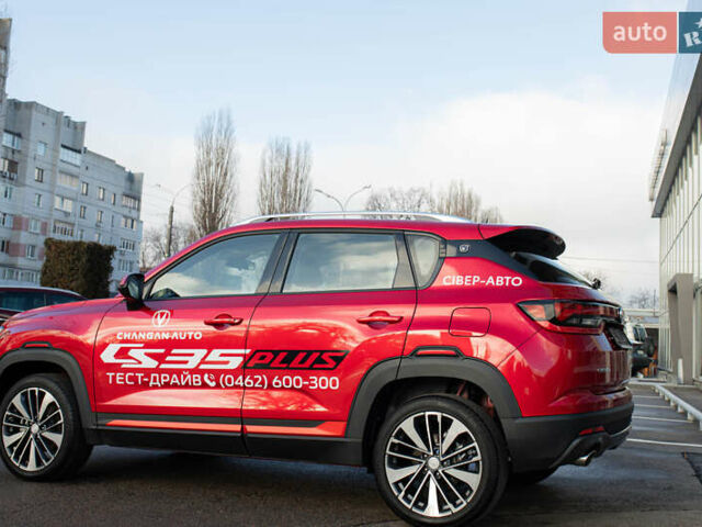 Красный Чанган CS 35 Plus, объемом двигателя 1.4 л и пробегом 1 тыс. км за 19976 $, фото 1 на Automoto.ua