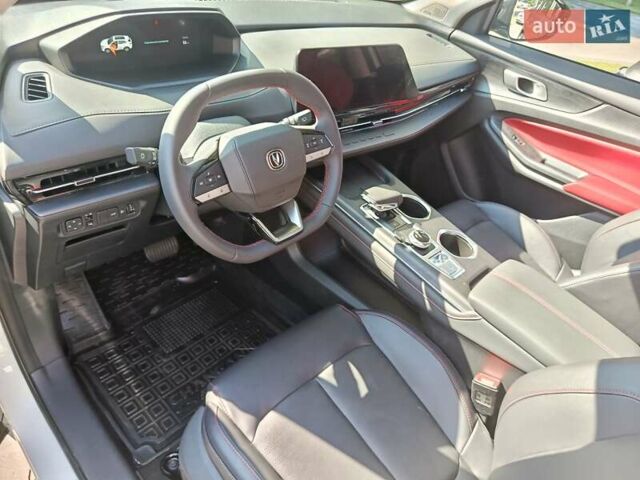 Білий Чанган CS 55 Plus, об'ємом двигуна 1.5 л та пробігом 2 тис. км за 21184 $, фото 11 на Automoto.ua