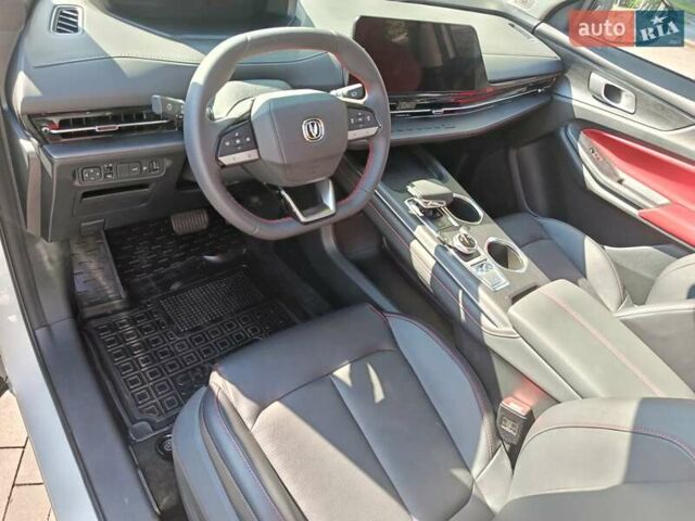 Білий Чанган CS 55 Plus, об'ємом двигуна 1.5 л та пробігом 2 тис. км за 21184 $, фото 12 на Automoto.ua