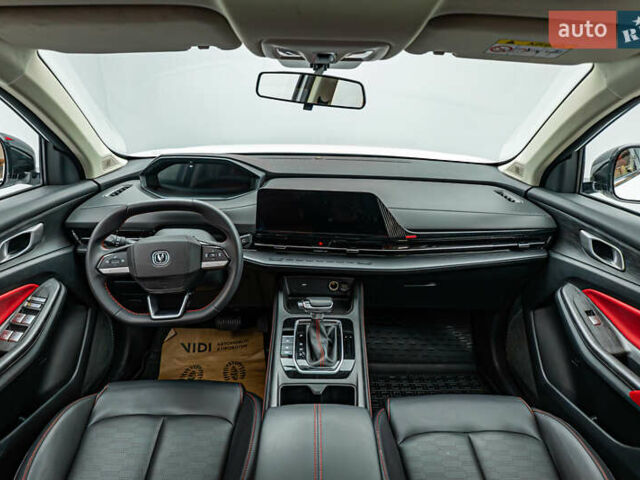 Белый Чанган CS 55 Plus, объемом двигателя 1.49 л и пробегом 17 тыс. км за 16650 $, фото 8 на Automoto.ua