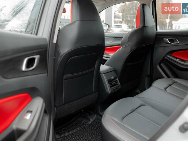 Серый Чанган CS 55 Plus, объемом двигателя 1.5 л и пробегом 1 тыс. км за 22338 $, фото 16 на Automoto.ua