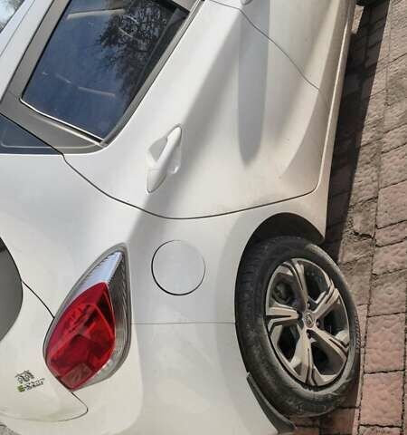 Белый Чанган E-Star, объемом двигателя 0 л и пробегом 6 тыс. км за 11500 $, фото 19 на Automoto.ua