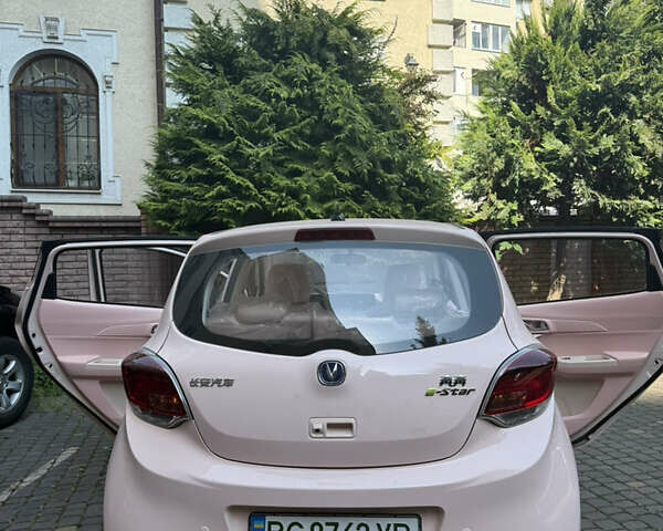 Бежевый Чанган E-Star, объемом двигателя 0 л и пробегом 4 тыс. км за 14000 $, фото 6 на Automoto.ua