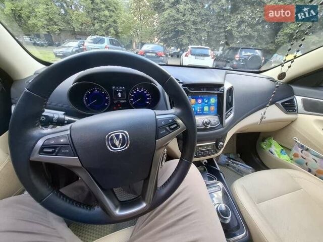 Белый Чанган Eado, объемом двигателя 0 л и пробегом 44 тыс. км за 7999 $, фото 6 на Automoto.ua