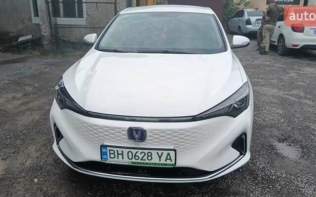 Білий Чанган Eado, об'ємом двигуна 0 л та пробігом 48 тис. км за 17500 $, фото 20 на Automoto.ua