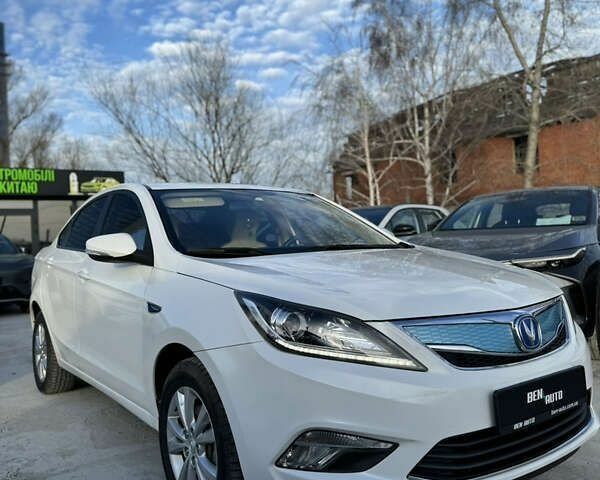Чанган Eado, объемом двигателя 0 л и пробегом 25 тыс. км за 10500 $, фото 2 на Automoto.ua