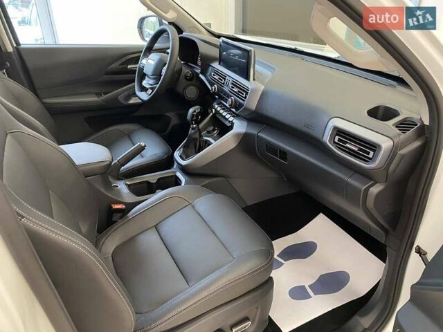 Белый Чанган Hunter, объемом двигателя 1.9 л и пробегом 1 тыс. км за 33008 $, фото 6 на Automoto.ua