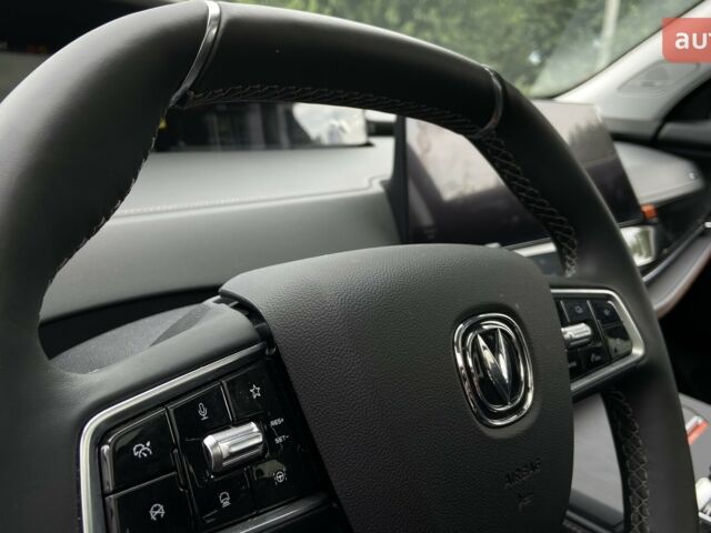 Чанган Uni-K, об'ємом двигуна 2 л та пробігом 0 тис. км за 30913 $, фото 14 на Automoto.ua