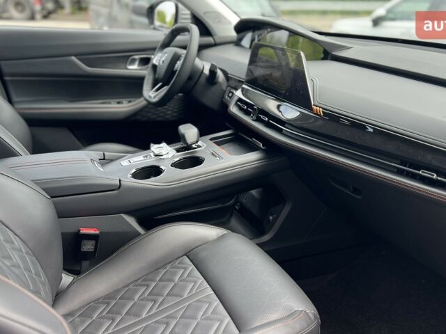 Чанган Uni-K, объемом двигателя 2 л и пробегом 0 тыс. км за 30948 $, фото 41 на Automoto.ua