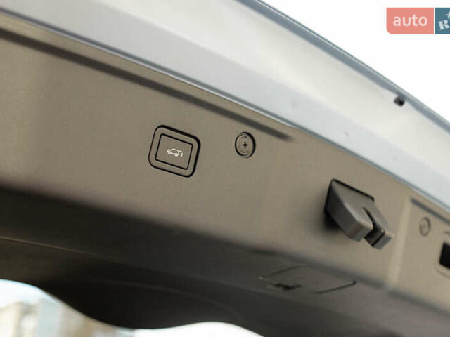 Синий Чанган Uni-K, объемом двигателя 0 л и пробегом 1 тыс. км за 31945 $, фото 8 на Automoto.ua