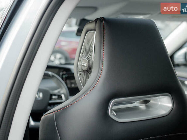 Синий Чанган Uni-K, объемом двигателя 0 л и пробегом 1 тыс. км за 31945 $, фото 4 на Automoto.ua