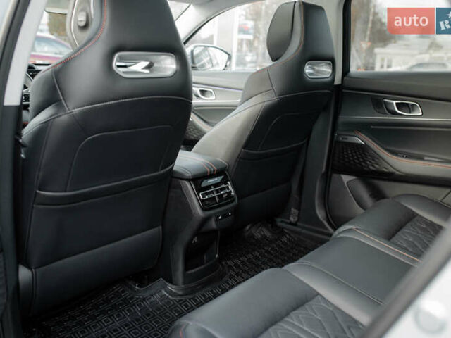 Синий Чанган Uni-K, объемом двигателя 0 л и пробегом 1 тыс. км за 31945 $, фото 3 на Automoto.ua