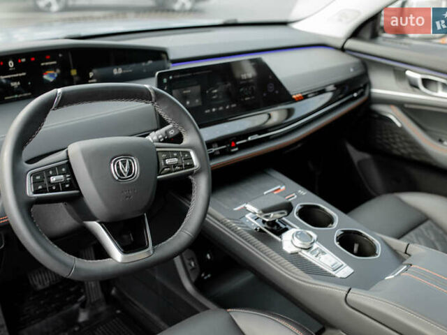 Синий Чанган Uni-K, объемом двигателя 0 л и пробегом 1 тыс. км за 31945 $, фото 25 на Automoto.ua