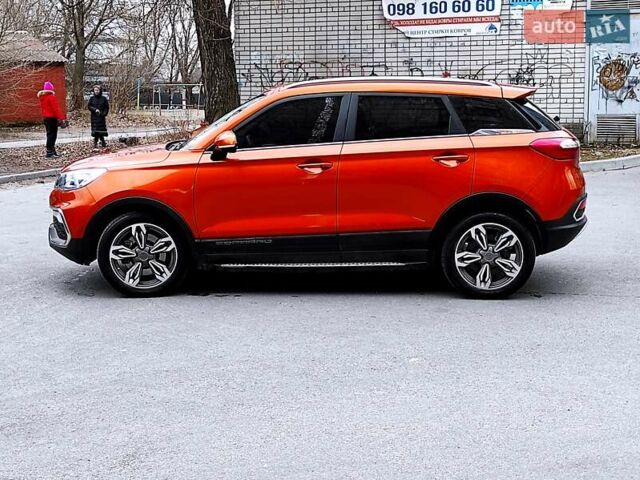 Оранжевый Changfeng Leopaard CS9, объемом двигателя 0 л и пробегом 30 тыс. км за 20000 $, фото 6 на Automoto.ua