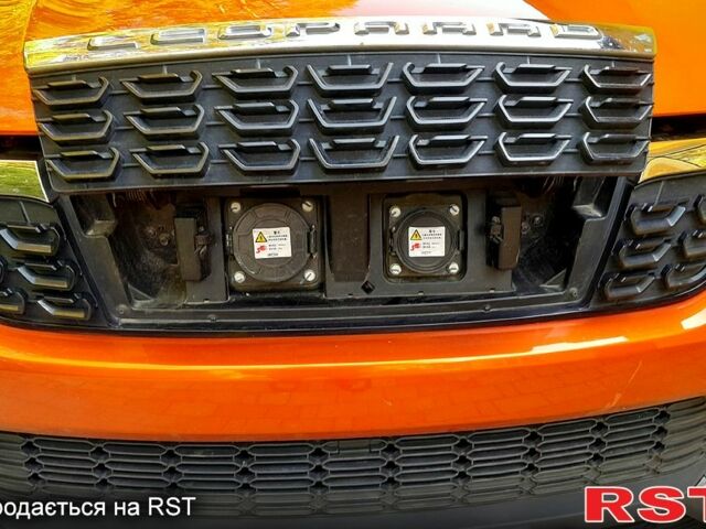 Оранжевый Changfeng Leopaard CS9, объемом двигателя 0 л и пробегом 15 тыс. км за 9000 $, фото 4 на Automoto.ua