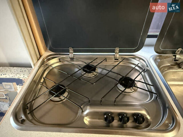 Білий Чатеау 330, об'ємом двигуна 0 л та пробігом 1 тис. км за 5700 $, фото 10 на Automoto.ua