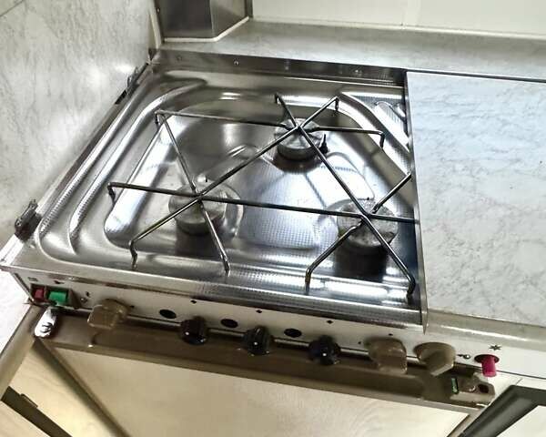 Чатеау 390, объемом двигателя 0 л и пробегом 1 тыс. км за 5300 $, фото 10 на Automoto.ua