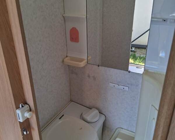 Белый Чатеау 460, объемом двигателя 0 л и пробегом 10 тыс. км за 5960 $, фото 9 на Automoto.ua