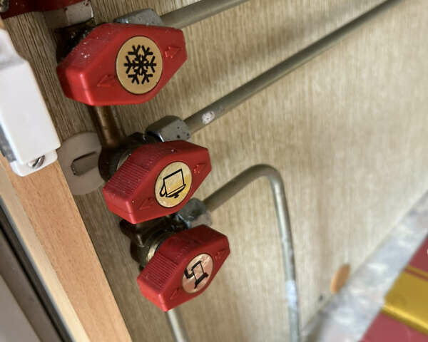 Білий Чатеау Кантара, об'ємом двигуна 0 л та пробігом 1 тис. км за 4888 $, фото 42 на Automoto.ua