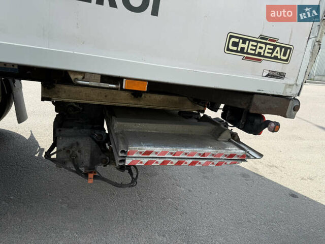 Череау C 2009 в Львове на Automoto.ua Череау C, объемом двигателя 0 л и пробегом 4 тыс. км за 13537 $, фото 9 на Automoto.ua
