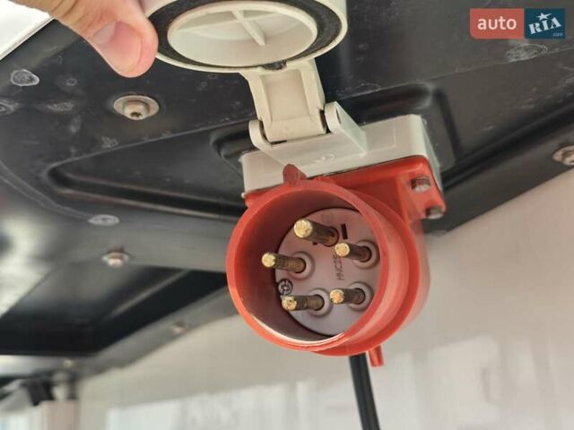 Череау ThermoKing, объемом двигателя 0 л и пробегом 650 тыс. км за 39461 $, фото 2 на Automoto.ua