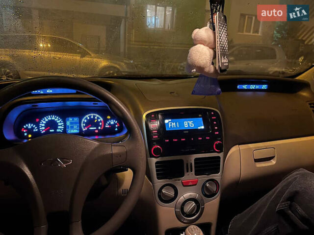 Черный Чери А13, объемом двигателя 1.5 л и пробегом 103 тыс. км за 2300 $, фото 2 на Automoto.ua