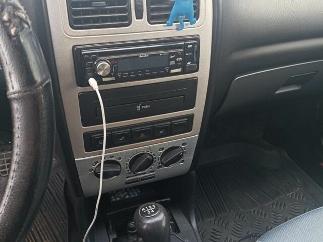 Серый Чери А3, объемом двигателя 1.6 л и пробегом 75 тыс. км за 2000 $, фото 8 на Automoto.ua