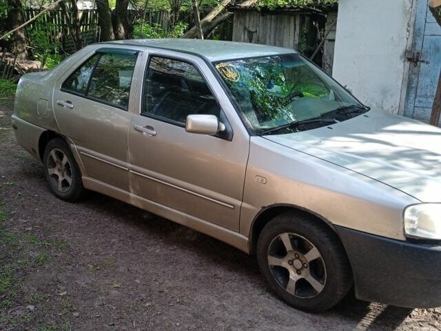 Бежевый Чери Амулет, объемом двигателя 1.6 л и пробегом 100 тыс. км за 1250 $, фото 3 на Automoto.ua