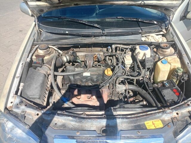 Бежевий Чері Амулет, об'ємом двигуна 1.6 л та пробігом 330 тис. км за 1200 $, фото 10 на Automoto.ua