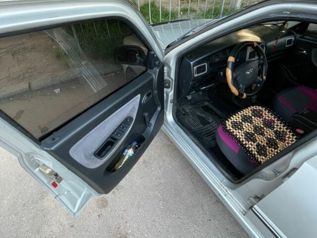 Бежевый Чери Амулет, объемом двигателя 1 л и пробегом 153 тыс. км за 1400 $, фото 4 на Automoto.ua