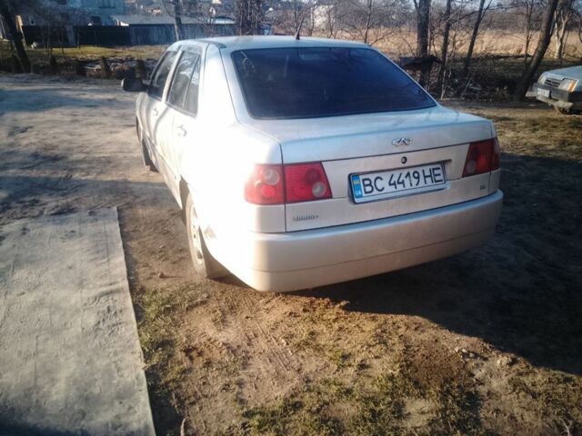 Бежевый Чери Амулет, объемом двигателя 1.6 л и пробегом 200 тыс. км за 1300 $, фото 5 на Automoto.ua