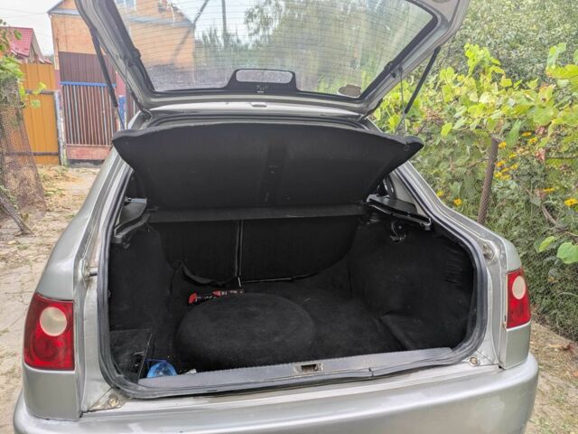 Бежевый Чери Амулет, объемом двигателя 1.6 л и пробегом 148 тыс. км за 1500 $, фото 7 на Automoto.ua