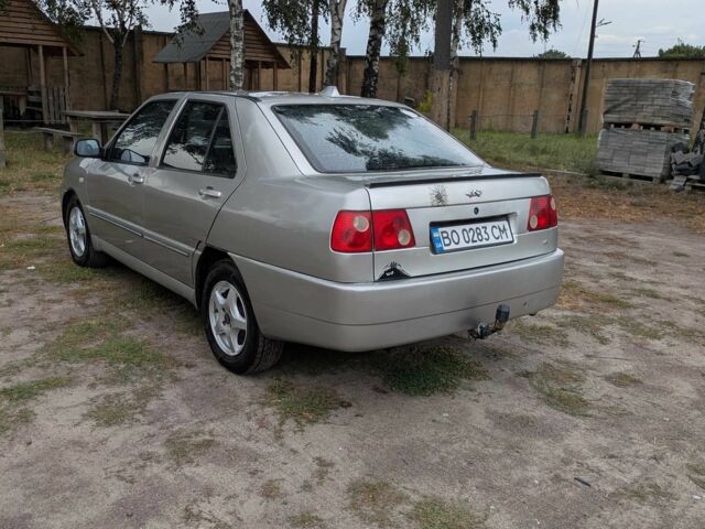 Бежевый Чери Амулет, объемом двигателя 1.6 л и пробегом 148 тыс. км за 1500 $, фото 2 на Automoto.ua