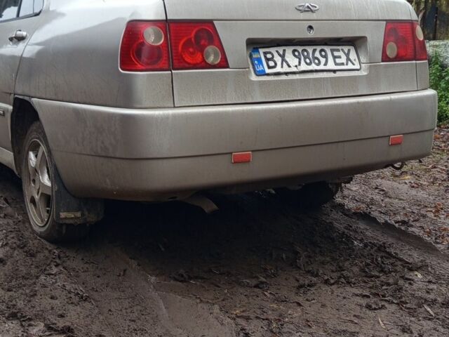 Бежевый Чери Амулет, объемом двигателя 1.6 л и пробегом 2 тыс. км за 1500 $, фото 9 на Automoto.ua