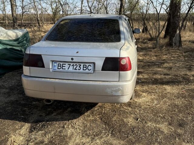 Бежевый Чери Амулет, объемом двигателя 1.6 л и пробегом 360 тыс. км за 1000 $, фото 1 на Automoto.ua