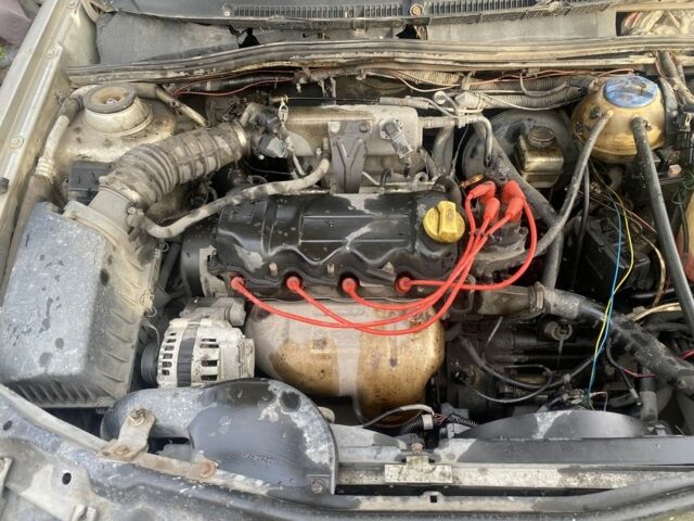 Бежевый Чери Амулет, объемом двигателя 0 л и пробегом 160 тыс. км за 1300 $, фото 1 на Automoto.ua