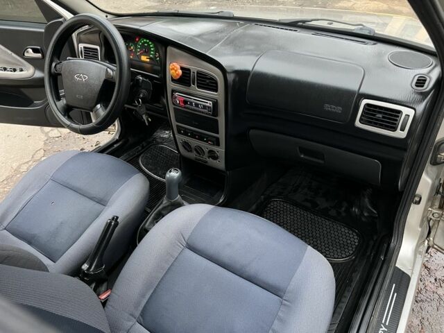 Бежевий Чері Амулет, об'ємом двигуна 1.6 л та пробігом 217 тис. км за 1699 $, фото 21 на Automoto.ua