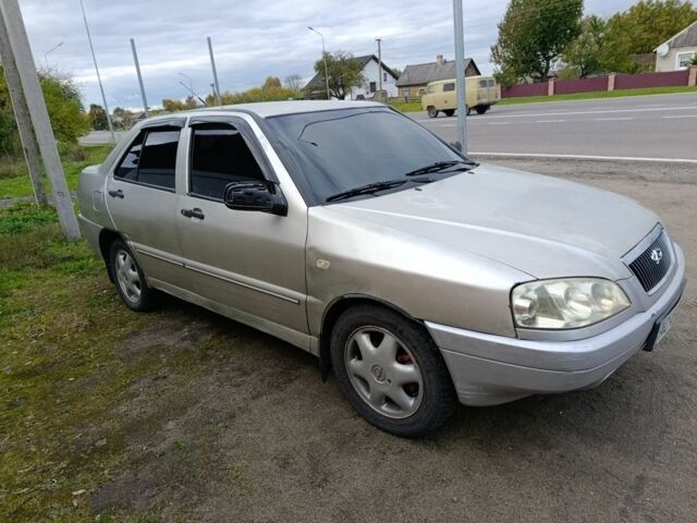 Бежевый Чери Амулет, объемом двигателя 1.6 л и пробегом 260 тыс. км за 980 $, фото 2 на Automoto.ua