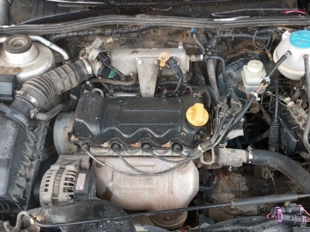 Чери Амулет 2007 в Хусте на Automoto.ua Бежевый Чери Амулет, объемом двигателя 1.6 л и пробегом 141 тыс. км за 1450 $, фото 10 на Automoto.ua