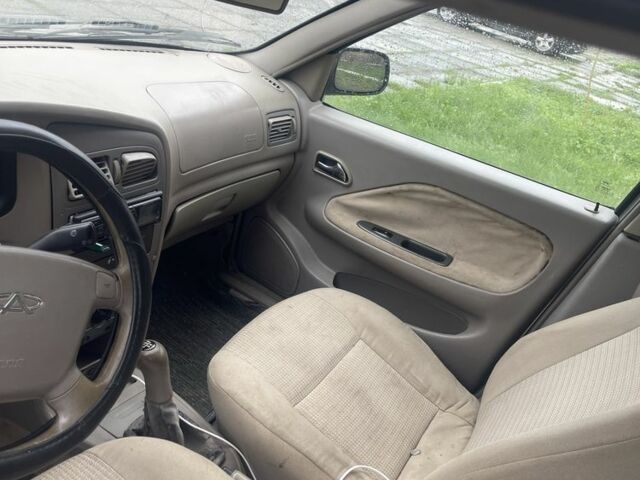 Бежевий Чері Амулет, об'ємом двигуна 1.6 л та пробігом 235 тис. км за 950 $, фото 4 на Automoto.ua