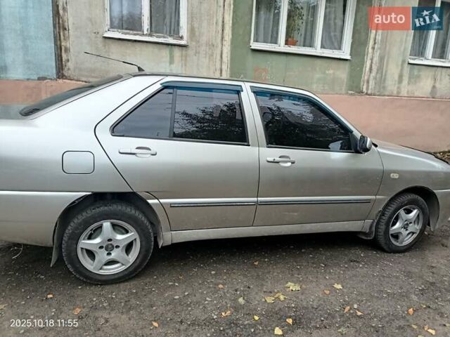 Бежевый Чери Амулет, объемом двигателя 1.6 л и пробегом 175 тыс. км за 2200 $, фото 6 на Automoto.ua