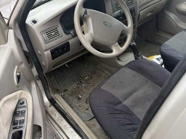 Бежевый Чери Амулет, объемом двигателя 1.6 л и пробегом 280 тыс. км за 900 $, фото 3 на Automoto.ua