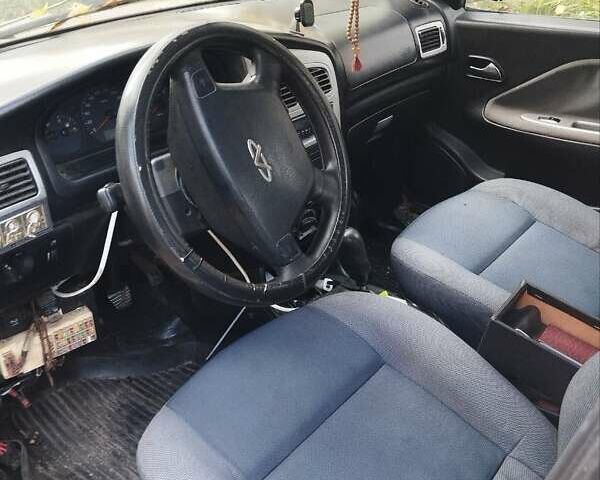 Бежевый Чери Амулет, объемом двигателя 1.6 л и пробегом 220 тыс. км за 999 $, фото 2 на Automoto.ua