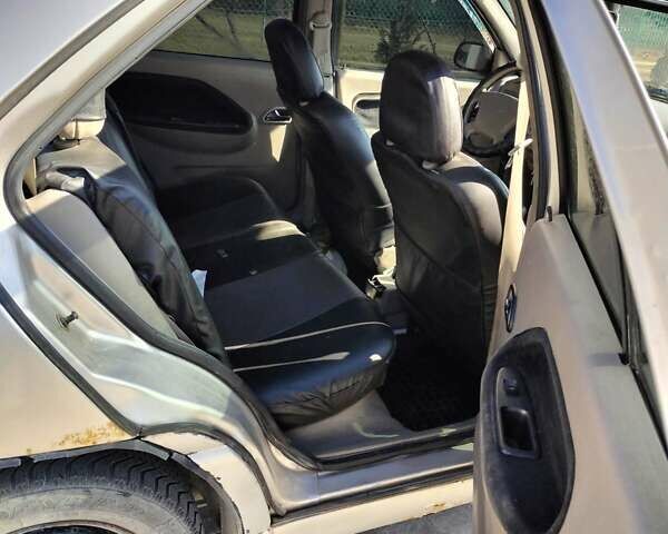 Бежевый Чери Амулет, объемом двигателя 1.6 л и пробегом 200 тыс. км за 1199 $, фото 9 на Automoto.ua