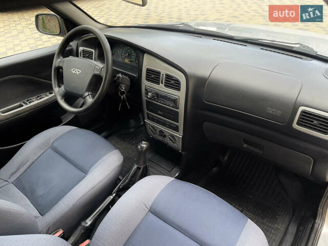 Бежевый Чери Амулет, объемом двигателя 1.6 л и пробегом 126 тыс. км за 1699 $, фото 22 на Automoto.ua