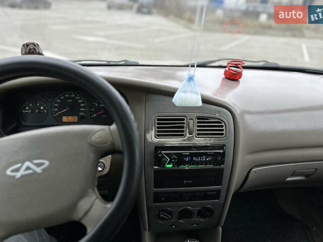 Бежевый Чери Амулет, объемом двигателя 1.6 л и пробегом 155 тыс. км за 1000 $, фото 13 на Automoto.ua