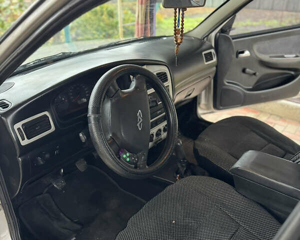 Бежевый Чери Амулет, объемом двигателя 1.6 л и пробегом 148 тыс. км за 1800 $, фото 11 на Automoto.ua